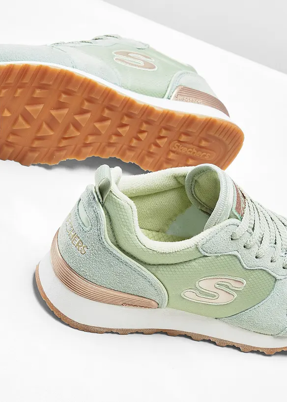 Tenisky s paměťovou pěnou značky Skechers, Skechers