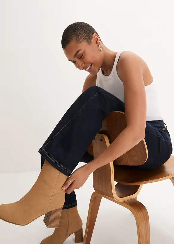 Bootcut džíny High Waist, s pohodlným pasem, bonprix