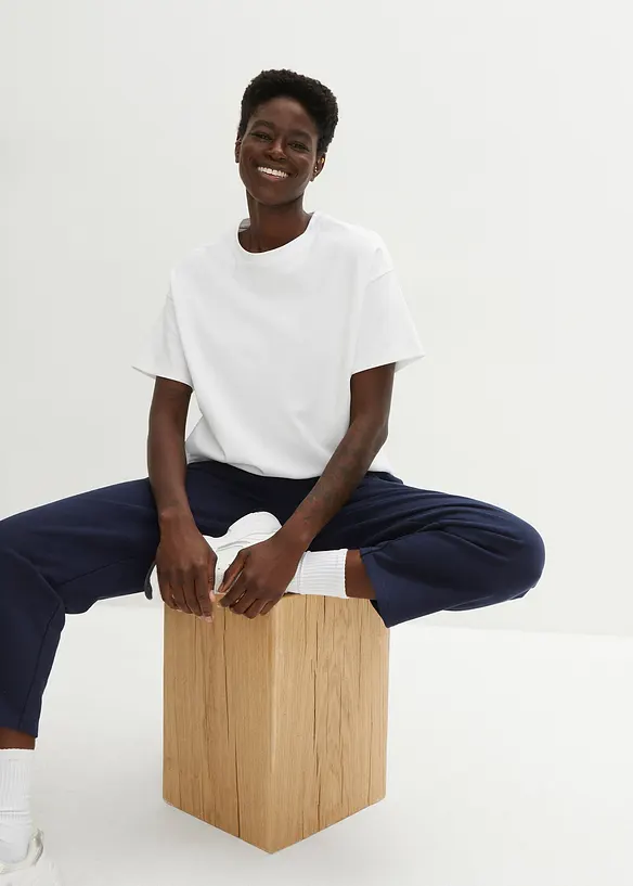 Oversize tričko z těžšího materiálu, z čisté organické bavlny, bonprix