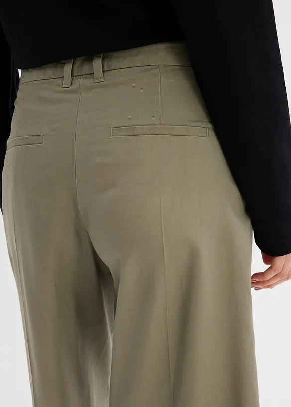 Bermudy ze splývavého lyocellu, bonprix
