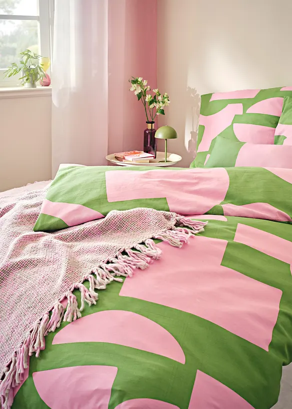 Záclona s barevným přechodem (2 ks), s recyklovaným polyesterem, bonprix