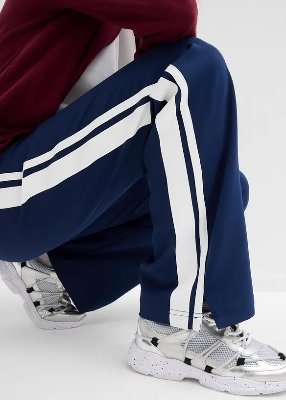 Joggingové kalhoty se sportovními proužky, bonprix