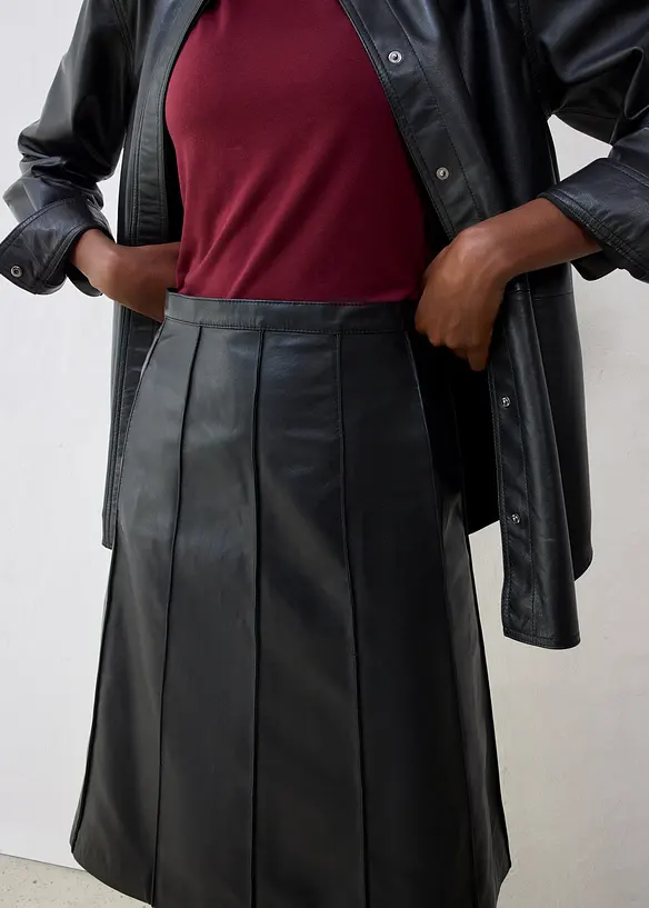 Rozšířená kožená sukně z jehněčí kůže nappa, bonprix