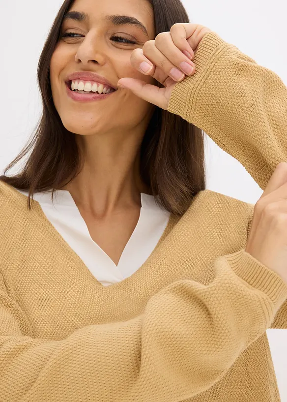 Svetr z jemného úpletu, s halenkovou vsadkou, bonprix