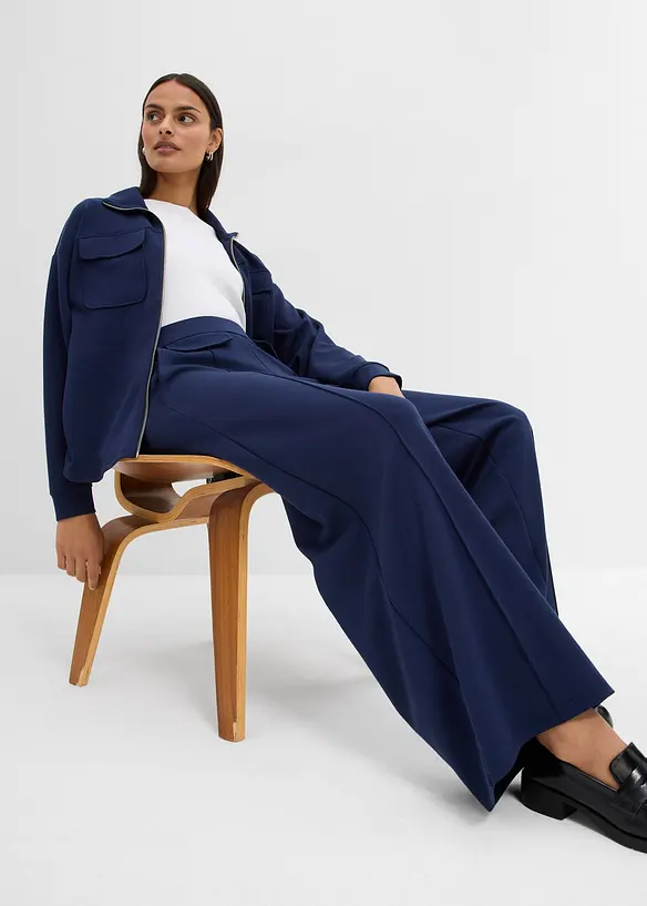 Kalhoty Bootcut, z lehce lesklé viskózové směsi, bonprix