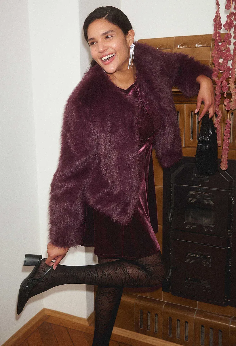 Žena - Kabátek z umělé kožešiny - vínová