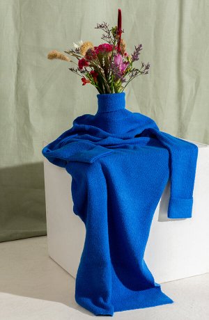 Žena - Pletené šaty s rolákovým límcem - azurově modrá