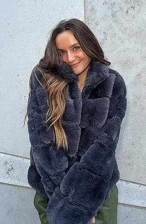 Žena - Bunda z umělé kožešiny - antracitová