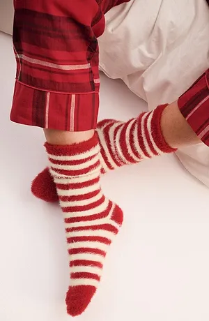 Žena - Měkoučké ponožky na doma (2 páry v balení) - tmavě červeno-bílá s proužky + tmavě červená