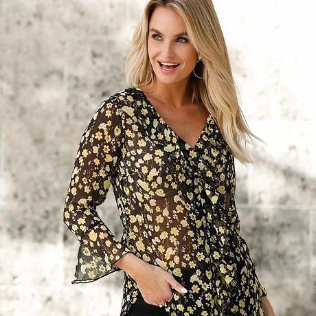 Žena - Oblečen&iacute; - T&eacute;ma - Svět m&oacute;dn&iacute;ch stylů - Klasicky modern&iacute; kolekce