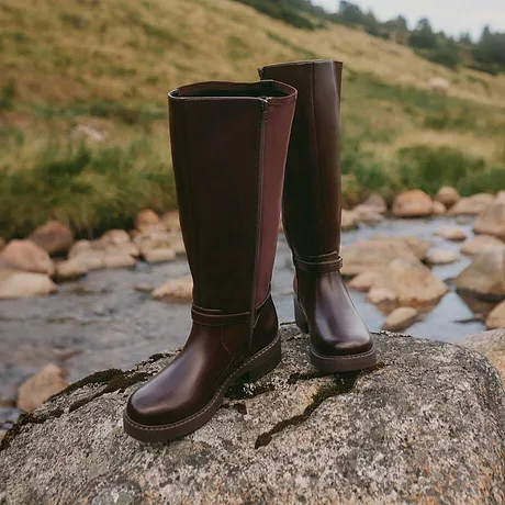 Žena - Vánoční kozačky - tmavě hnědá