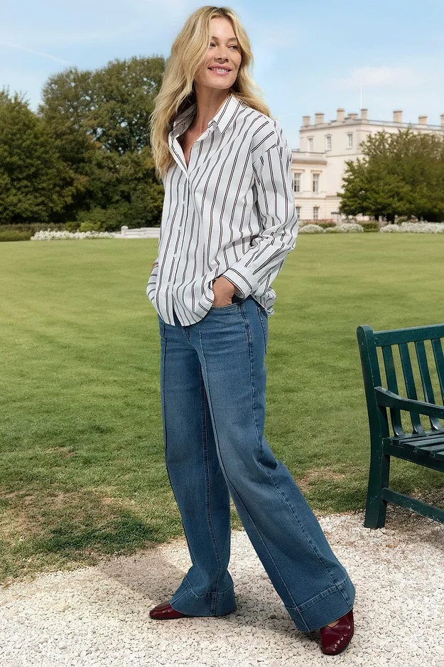 Trendy - Dlouh&aacute; ko&scaron;ilov&aacute; halenka - b&iacute;lo-rub&iacute;nově červen&aacute; s proužky