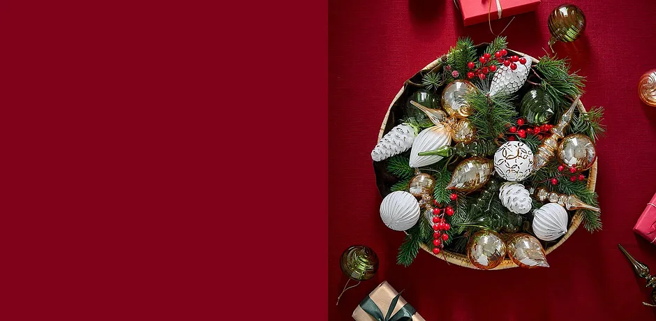 Vánoční dekorace na stole