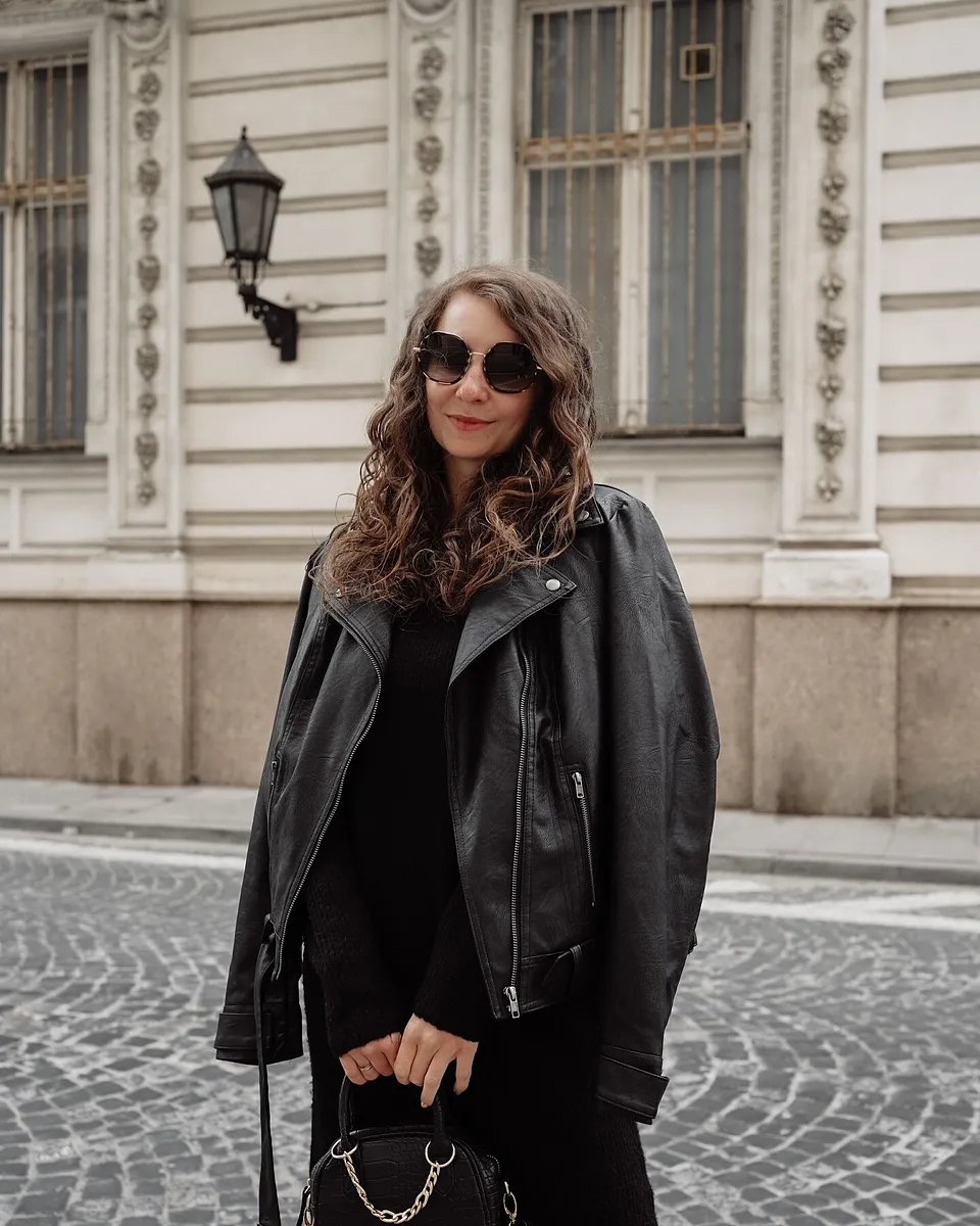 Žena - Oblečen&iacute; - Bundy & kab&aacute;ty