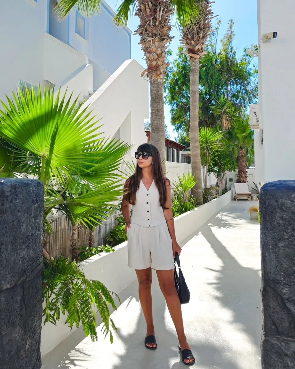 Žena - Oblečen&iacute; - Bundy & kab&aacute;ty - Vesty