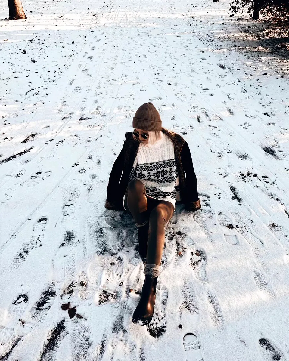 Žena - Oblečen&iacute; - Pulovry & Svetry - Pulovry & mikiny