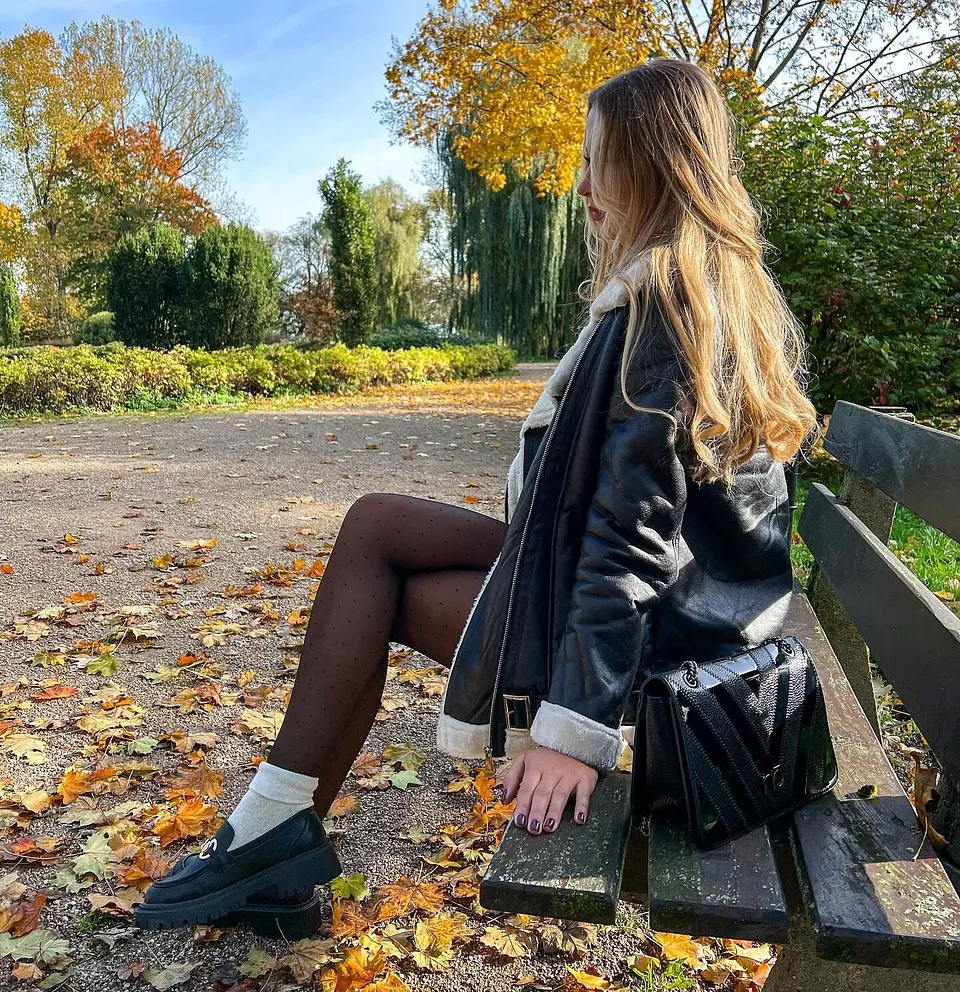 Žena - Oblečen&iacute; - Bundy & kab&aacute;ty - Bundy