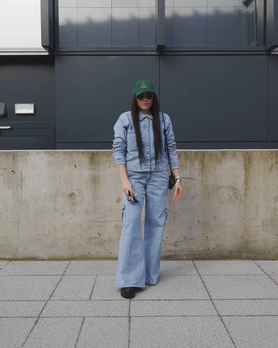 Žena - Oblečen&iacute; - Bundy & kab&aacute;ty - Dž&iacute;nov&eacute; bundy