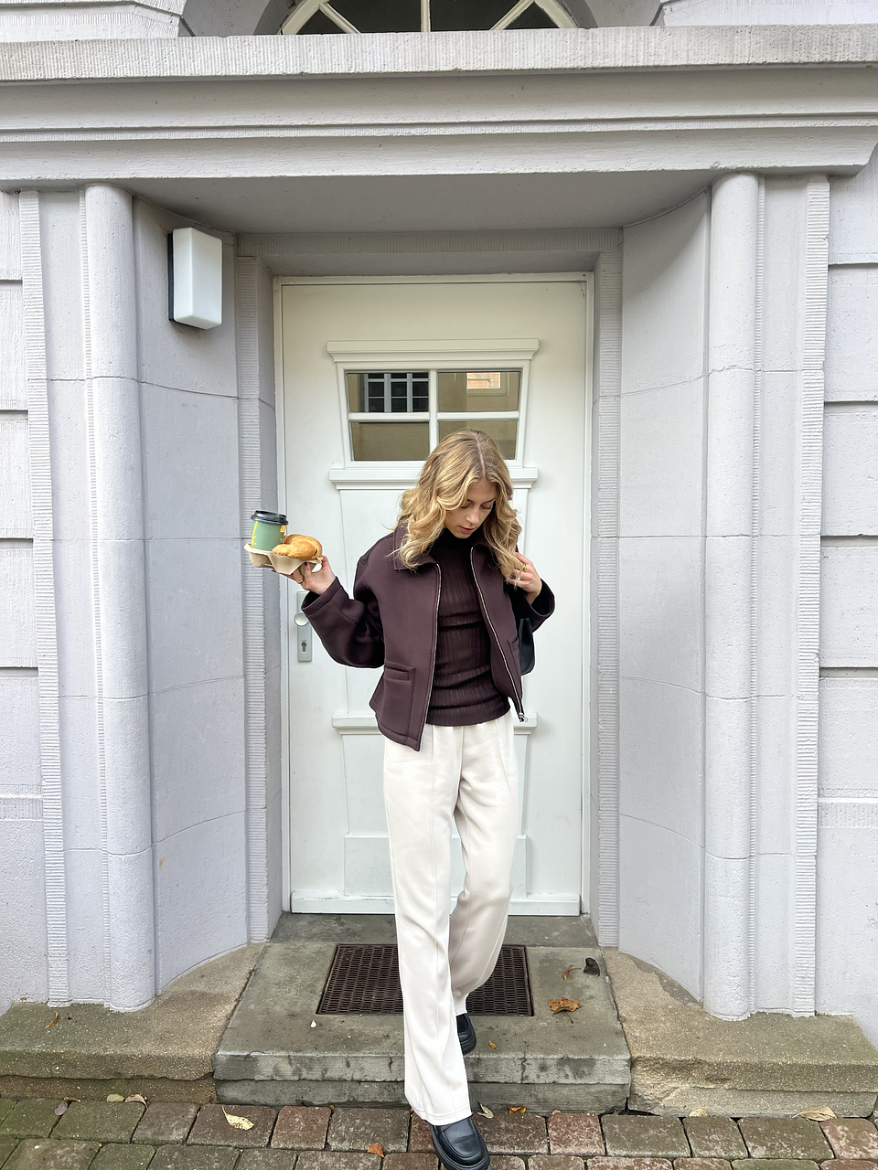 Žena - Oblečen&iacute; - Bundy & kab&aacute;ty