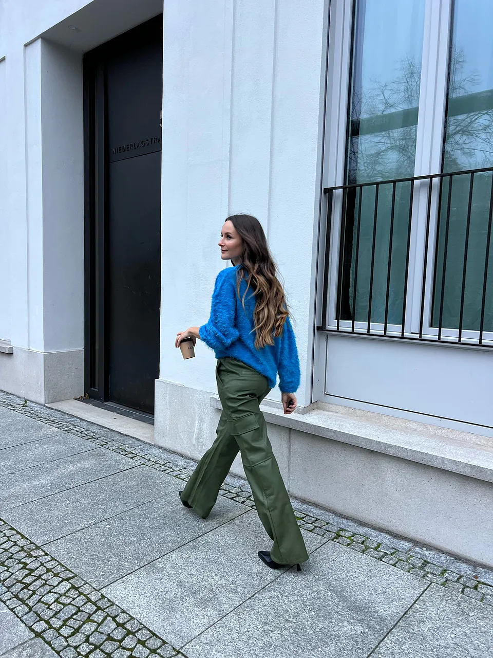 Žena - Oblečen&iacute; - Pulovry & Svetry - Pulovry & mikiny