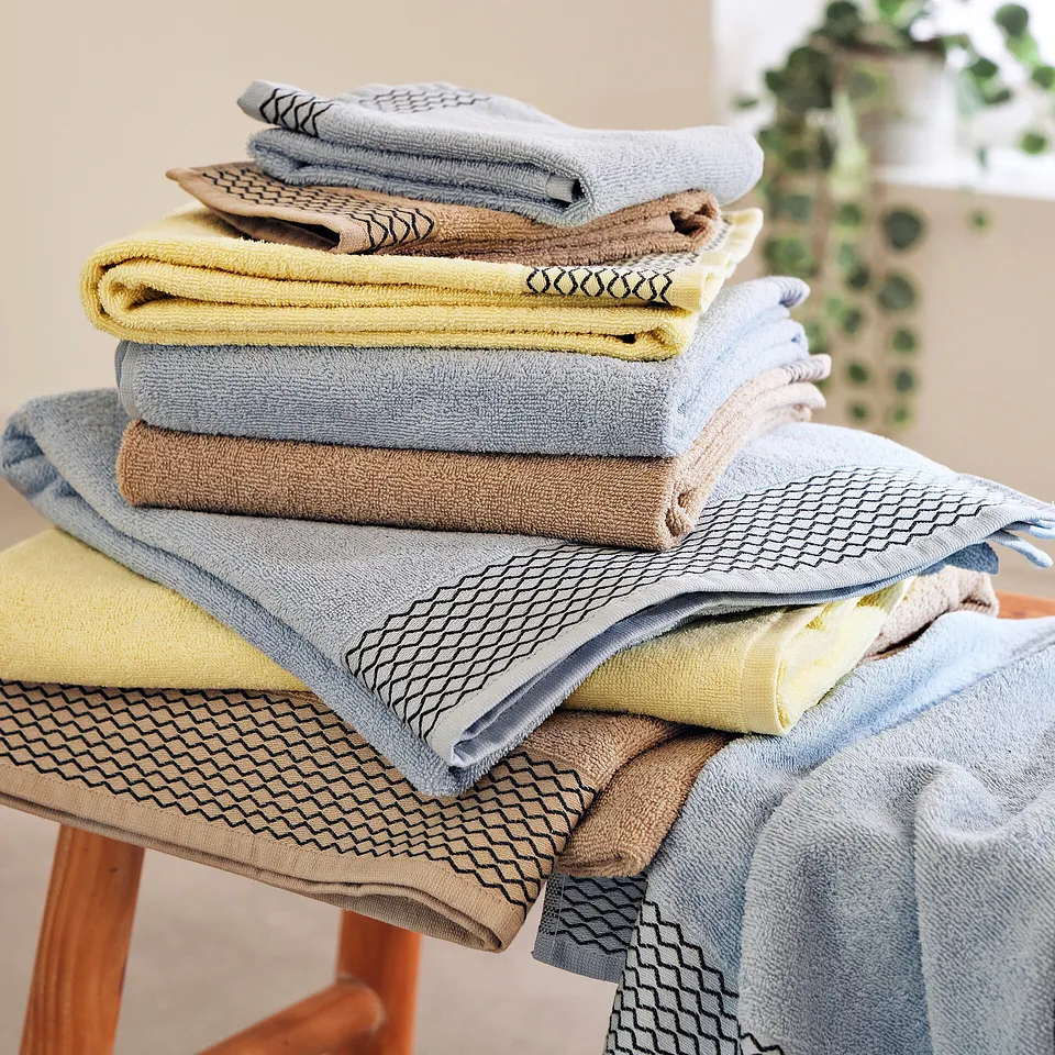 Dům - Ručn&iacute;k s maj&aacute;kem - světle modr&aacute;