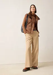 Prošívaná vesta s recyklovaným prachovým peřím, bonprix