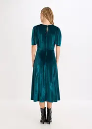 Midi šaty z měkkého sametu, bonprix