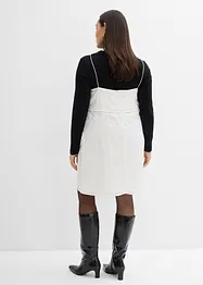 Minišaty s krásnou pajetkovou výšivkou, bonprix