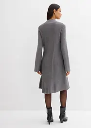 Pletené šaty s áčkovou liní, ze směsi s viskózou, bonprix