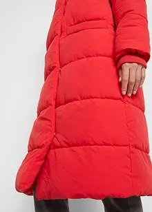 Vatovaný oversize kabát s kapucí, z recyklovaného polyesteru, bonprix