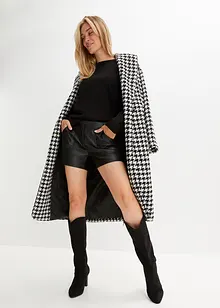 Krátké šortky z umělé kůže, bonprix