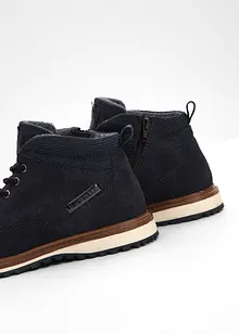 Šněrovací kotníková obuv značky Bugatti, Bugatti