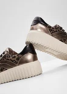 Tenisky na platformě značky Jana, Jana