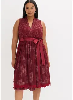 Kroj ve stylu dirndl, s výšivkou a sametovou sukní (2dílná souprava), bonprix