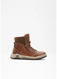 Kotníkové tenisky značky Mustang, Mustang