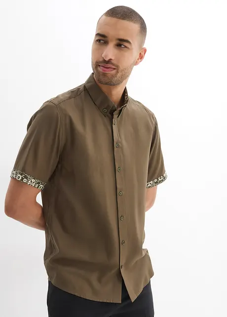 Košile s krátkým rukávem, Slim Fit, z viskózy, bonprix