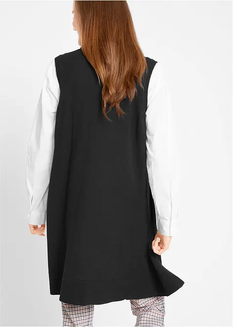 Dlouh&aacute; pleten&aacute; vesta s kapsami, bonprix