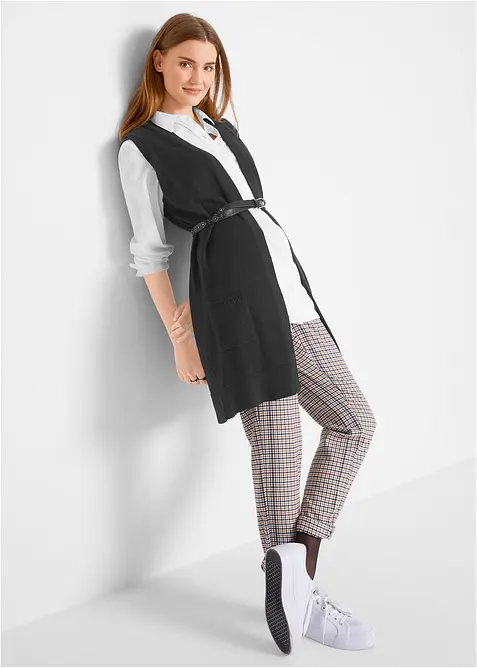 Dlouh&aacute; pleten&aacute; vesta s kapsami, bonprix