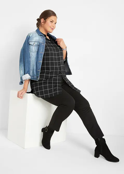 Dlouh&aacute; kostkovan&aacute; halenka s kapsami, bonprix