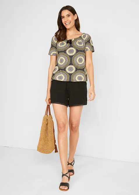 Žerzejové šortky s krajkou a pohodlným pasem, z viskózové směsi, bonprix