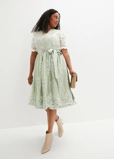 Krojov&aacute; halenka s krajkou a knofl&iacute;kem, bonprix