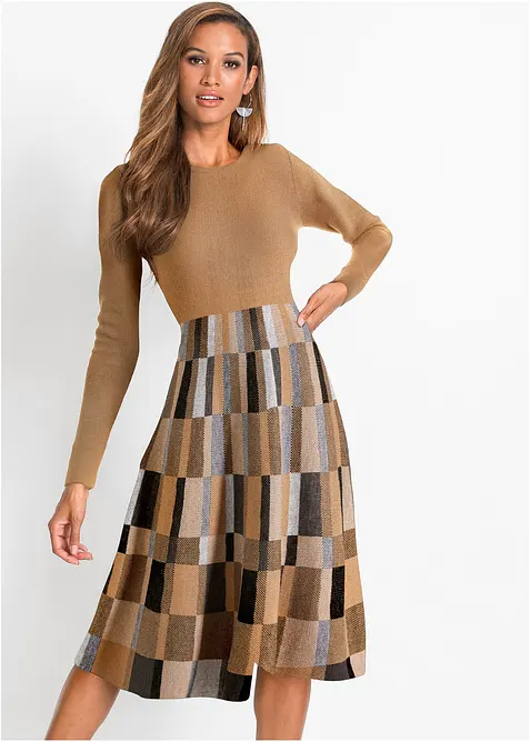 Zvonové pletené šaty ze žakáru, bonprix