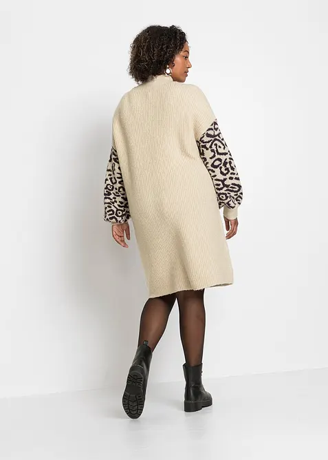 Pletené oversized šaty s leopardím vzorem, bonprix