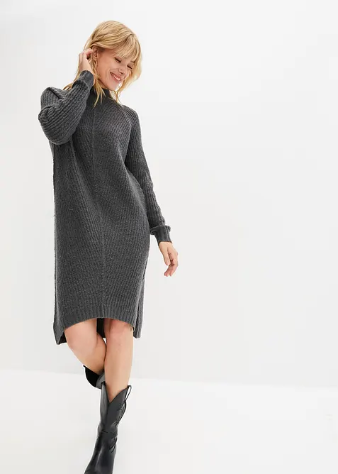 Pletené šaty s prodlouženým zadním dílem, bonprix