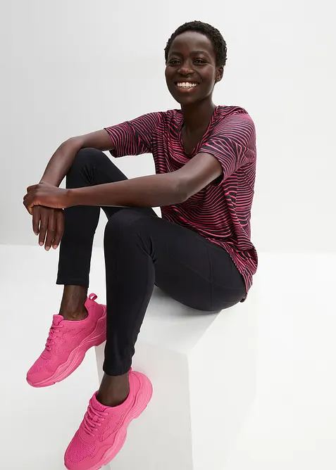 Velmi měkké sportovní legíny s postranními kapsami, nad kotníky, bonprix