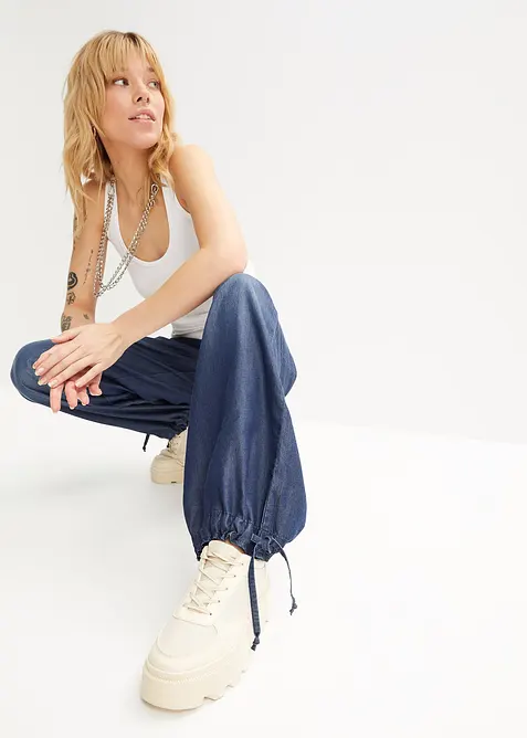 Kalhoty ze spl&yacute;vav&eacute;ho lyocellu, Wide Leg, bonprix