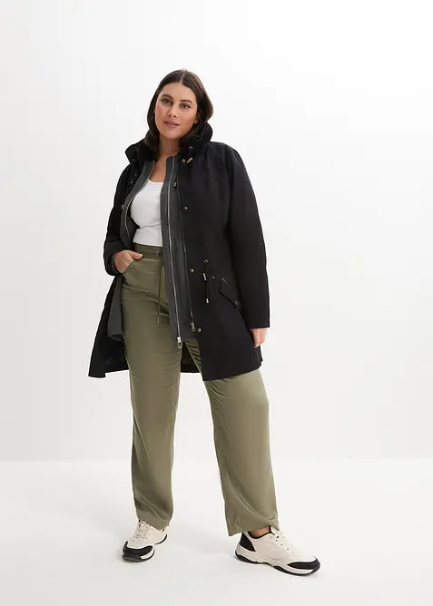 Kr&aacute;tk&aacute; bavlněn&aacute; parka se stoj&aacute;čkem, vypasovan&aacute;, bonprix