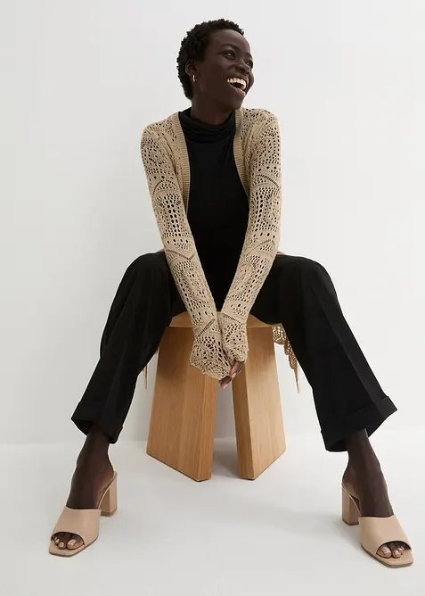 Dlouh&yacute; ažurov&yacute; svetř&iacute;k, bonprix