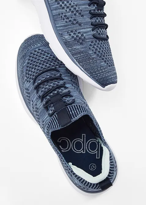 Pohodlné nazouvací tenisky z měkkého materiálu, bonprix