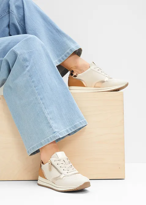 Tenisky značky Jana, Jana